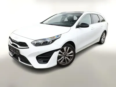 Gebraucht Kia Ceed Sportswagon GT-Line 136 PS (100 kW) 2023 Deluxe white pearl Kombi