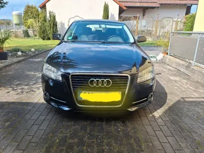 Gebraucht Audi A3 Attraction 125 PS (91 kW) 2011 Schwarz Kleinwagen