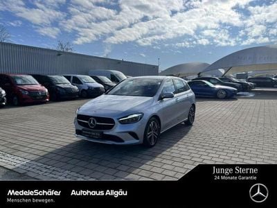 Lack hightechsilber (metallic) Gebraucht 2025 Mercedes B200 Van / Kleinbus | 30.969 € (Guter Preis)
