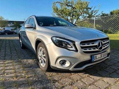 Mercedes GLA250