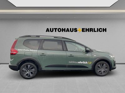 Gebraucht Dacia Jogger Expression 110 PS (80 kW) 2025 Staubgrau Van / Kleinbus