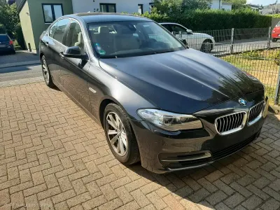 Gebraucht BMW 520 184 PS (135 kW) 2014 Grau Limousine