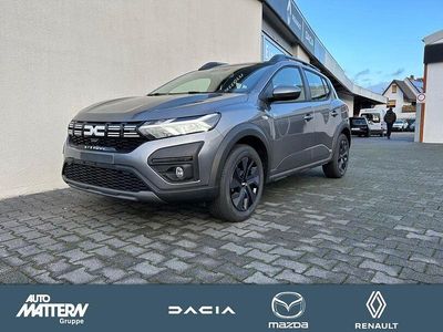 Grau Neu 2025 Dacia Sandero Expression Limousine | 18.790 €