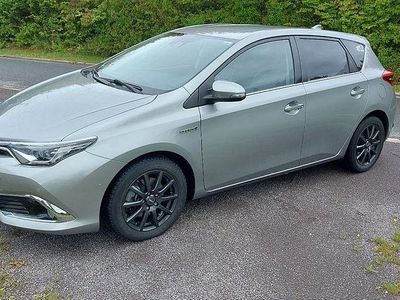 Toyota Auris Hybrid