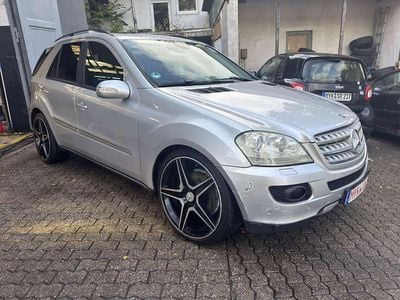 Mercedes ML320