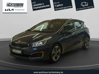 Gebraucht Kia Ceed Platinum 135 PS (99 kW) 2017 Blau Kleinwagen