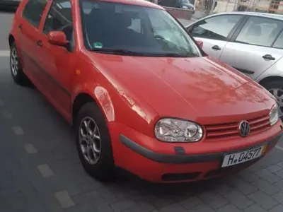 Gebraucht VW Golf IV 75 PS (55 kW) 2003 Rot Kleinwagen