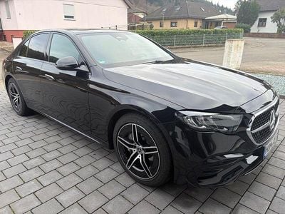 Schwarz Gebraucht 2024 Mercedes E200 AMG line Limousine | 47.500 € (Guter Preis)