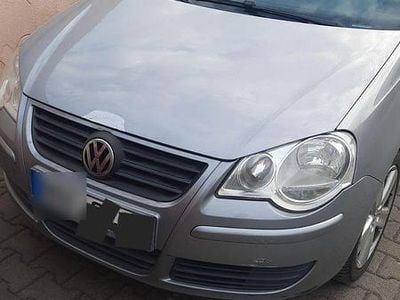 Gebraucht VW Polo Comfortline 69 PS (50 kW) 2009 Silber Kleinwagen