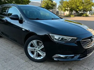 Gebraucht Opel Insignia Business Edition 170 PS (125 kW) 2019 Schwarz Kombi