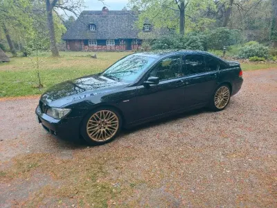 Second-hand BMW 730 290 CP (213 kW) 2006 Negru Berlinǎ