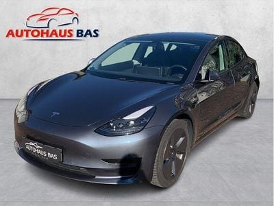 Usado Tesla Model 3 Standard Range 208 kW (283 HP) 2021 Prateado Sedan