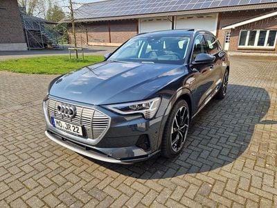 Second-hand Audi e-tron Sport 300 kW (408 CP) 2021 Gri SUV