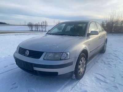 gebraucht VW Passat 1.8 5V 3B Limousine*KLIMA*