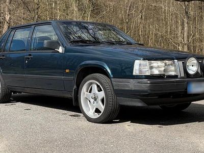 Usado Volvo 940 130 HP (95 kW) 1990 Verde Sedan