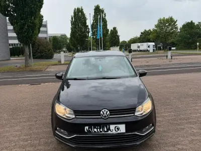 Gebraucht VW Polo 90 PS (66 kW) 2014 Schwarz Kleinwagen