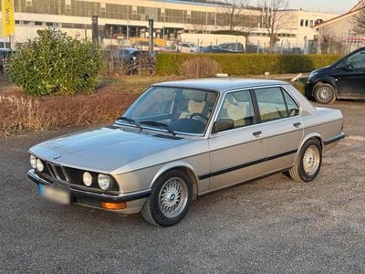 Gebraucht BMW 518 90 PS (66 kW) 1984 Limousine