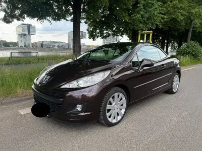 Gebraucht Peugeot 207 CC Allure 120 PS (88 kW) 2014 Andere farben Cabrio