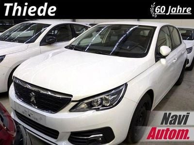 Gebraucht Peugeot 308 Active 149 PS (109 kW) 2021 Blanc banquise Limousine