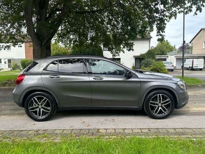 Mercedes GLA200