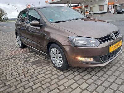 Gebraucht VW Polo Life 86 PS (63 kW) 2013 Braun Kleinwagen
