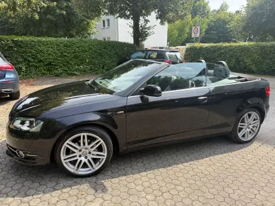 Gebraucht Audi Cabriolet Ambiente 125 PS (91 kW) 2013 Schwarz Cabrio