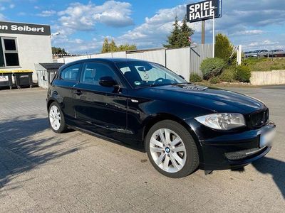 Gebraucht BMW 116 Sport Line 122 PS (89 kW) 2009 Schwarz Kleinwagen