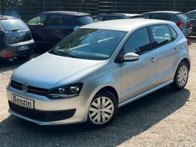 Gebraucht VW Polo Comfortline 86 PS (63 kW) 2013 Silber Kleinwagen