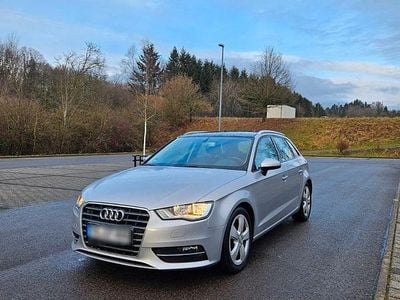 Gebraucht Audi A3 Ambition 125 PS (91 kW) 2015 Silber Limousine
