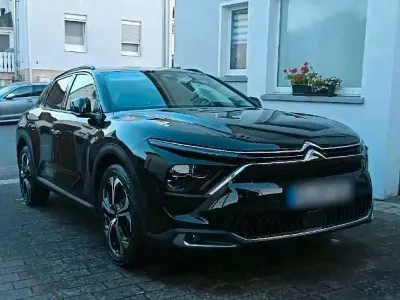 Gebraucht Citroën C5 X Shine 181 PS (133 kW) 2023 Schwarz Kombi