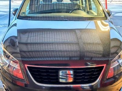 Grau Gebraucht 2020 Seat Alhambra Style Van / Kleinbus | 19.900 € (Guter Preis)