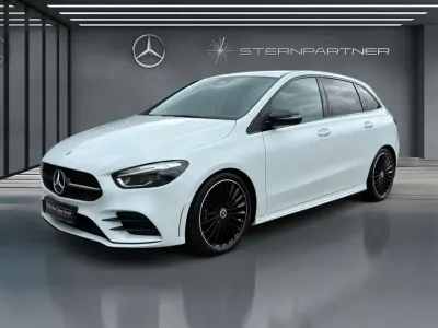 Gebraucht Mercedes B200 AMG 163 PS (119 kW) 2023 Weiß Kleinwagen
