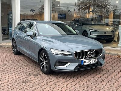 Grau Gebraucht 2023 Volvo V60 Kombi | 34.900 € (Superpreis)
