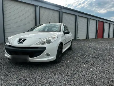 Occasion Peugeot 206+ 75 PK (55 kW) 2011 Wit Hatchback