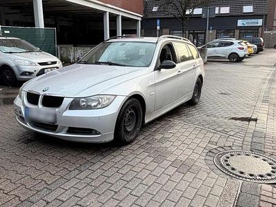 Gebraucht BMW 320 150 PS (110 kW) 2006 Silber Kombi