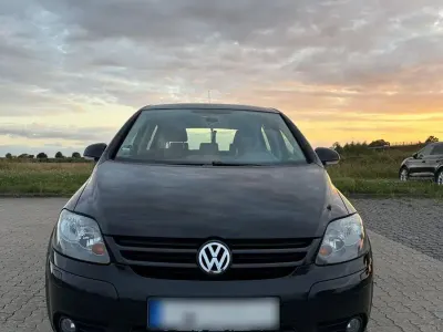 Gebraucht VW Golf Plus 80 PS (58 kW) 2008 Schwarz Van / Kleinbus