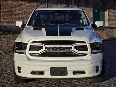 Weiß Gebraucht 2017 Dodge Ram Abholung | 26.900 € (Teuer)