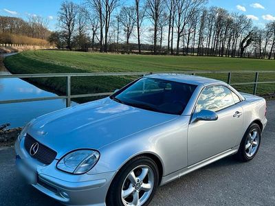 Gebraucht Mercedes SLK200 163 PS (119 kW) 2000 Silber Cabrio