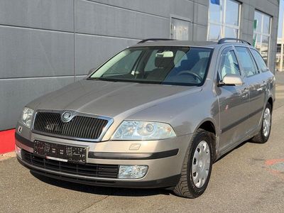 Usado Skoda Octavia Ambiente 150 HP (110 kW) 2006 Bege Carrinha