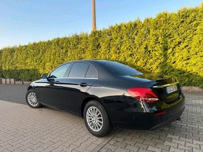 Mercedes E220