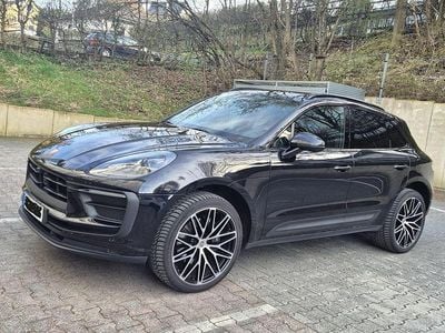 Gebraucht Porsche Macan 265 PS (194 kW) 2022 Schwarz SUV