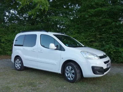 Gebraucht Citroën Berlingo PureTech 110 PS (80 kW) 2017 Weiß Van / Kleinbus