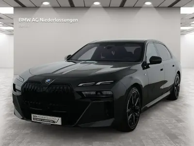 Gebraucht BMW i7 M Sport 400 kW (544 PS) 2023 Grau Limousine