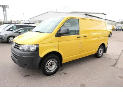 Gebraucht VW T5 84 PS (61 kW) 2013 Ginstergelb r1032 Van