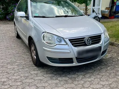 Gebraucht VW Polo 75 PS (55 kW) 2005 Silber Kleinwagen