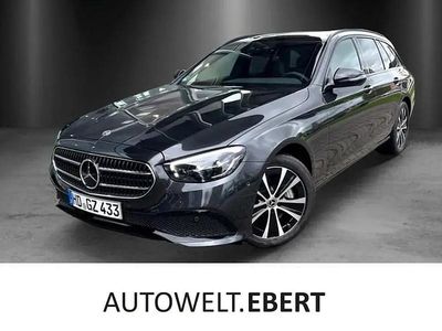 Gebraucht Mercedes E300 Avantgarde 320 PS (235 kW) 2022 Grau Kombi
