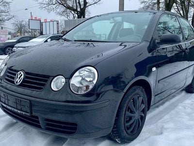 Schwarz Gebraucht 2002 VW Polo Basis Limousine | 2.499 € (Etwas zu teuer)