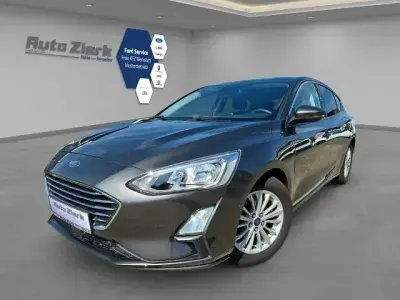 Gebraucht Ford Focus Titanium 150 PS (110 kW) 2018 Metallic) (grau Limousine