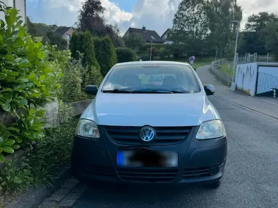 Gebraucht VW Fox 55 PS (40 kW) 2008 Weiß Kleinwagen