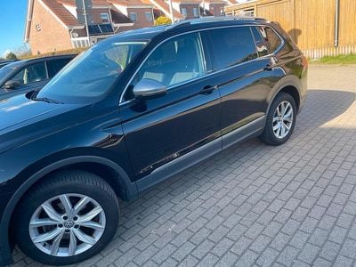 Gebraucht VW Tiguan Allspace United 150 PS (110 kW) 2020 Schwarz SUV